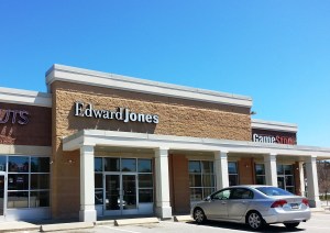 Edward Jones Financial Advisors - Topsham ME 04086